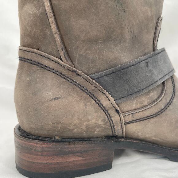 Freebird By Steven Prince Boot Gray Engineer Buckle Biker Moto Boots Size 7 - Picture 15 of 16